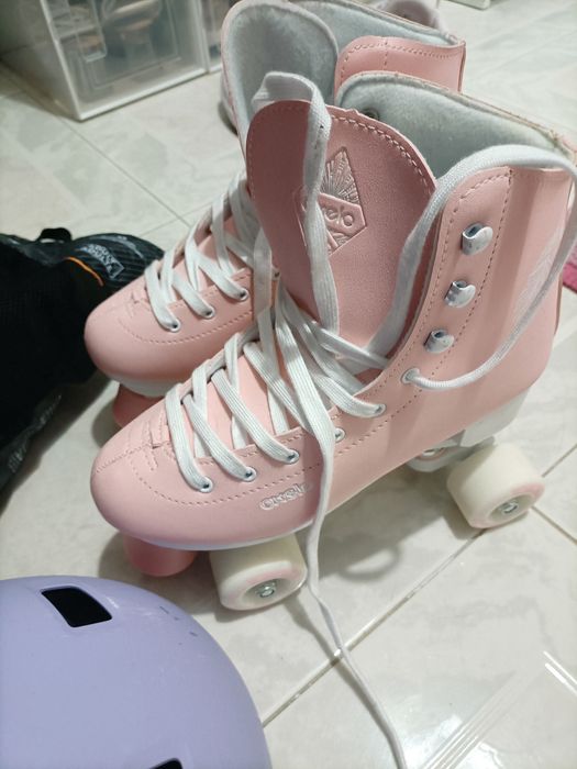 Patins capacete e proteções