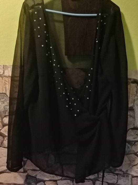 Narzutka mgiełka z cekinkami