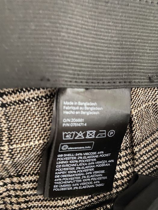 Spodnie cygaretki HM rozmiar M