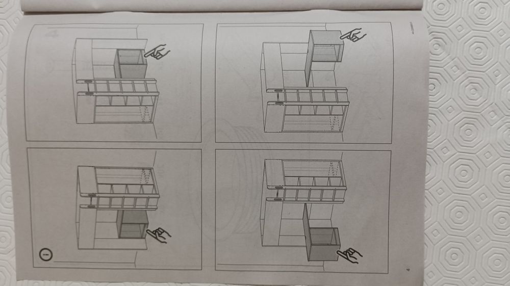 Cama alta com secretária IKEA