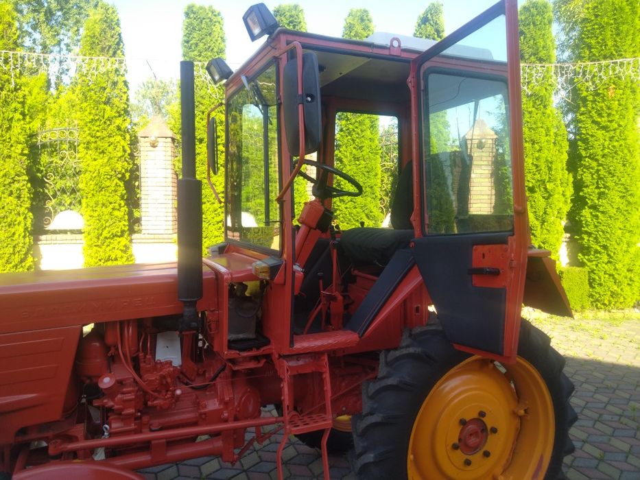 Продам т-25 владимерец.