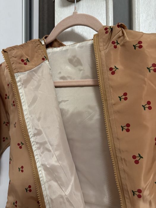 Дитяча вітровка,легка куртка на 3-4роки