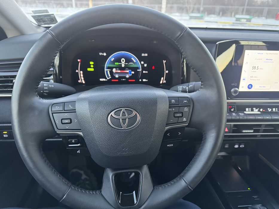 Toyota Camry 2025 2.5 Hibrid AWD New!