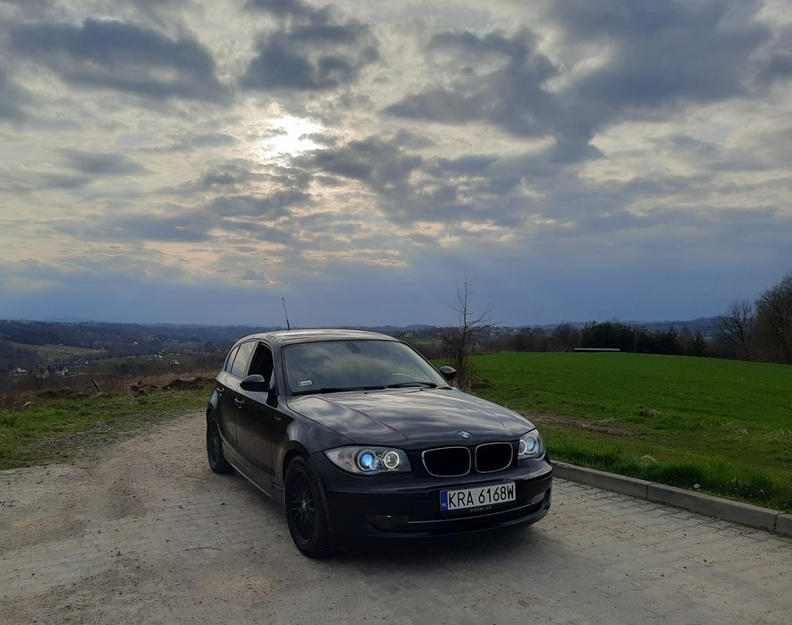 Bmw e87 120d.    .