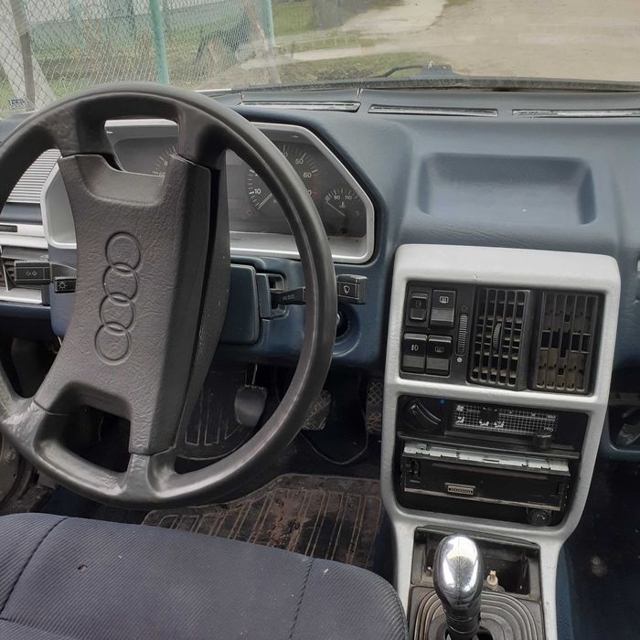 audi 100 c3 1.8 бензин