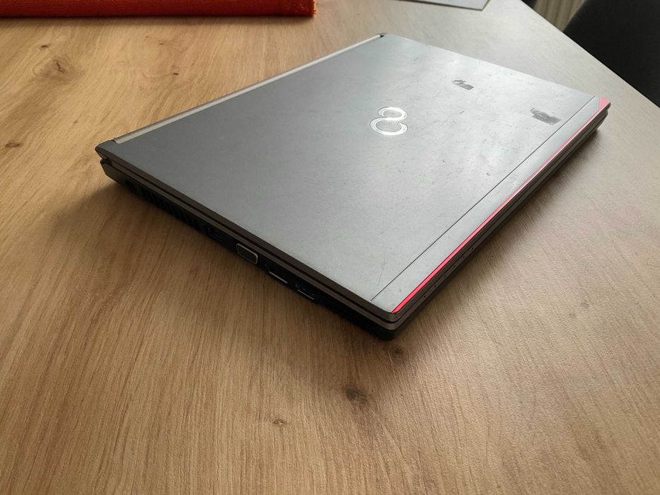 Laptop 14" Fujitsu E734, 8GB RAM, 128GB SSD, Windows 11 Pro