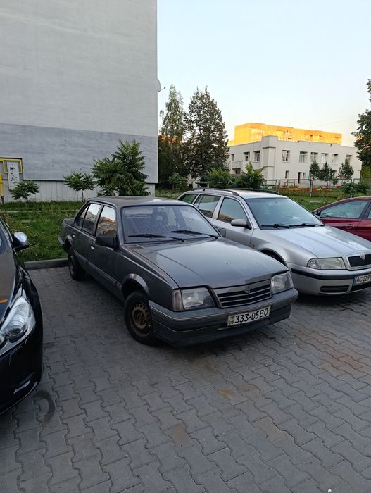 Опель Аскона GLS