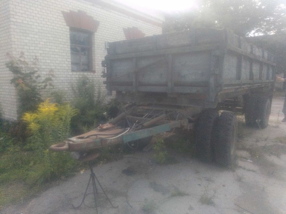 Продам самосвальний прицеп гкб 8527