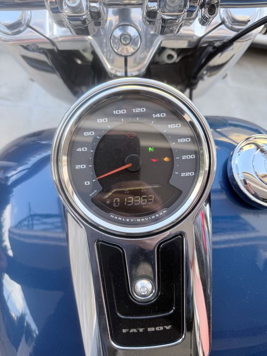 Harley fat boy 114