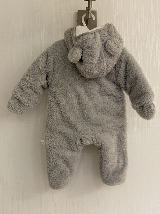 Новый серый детский комбинезон