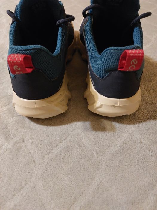 Buty ecco/mx w rozmiarze 40