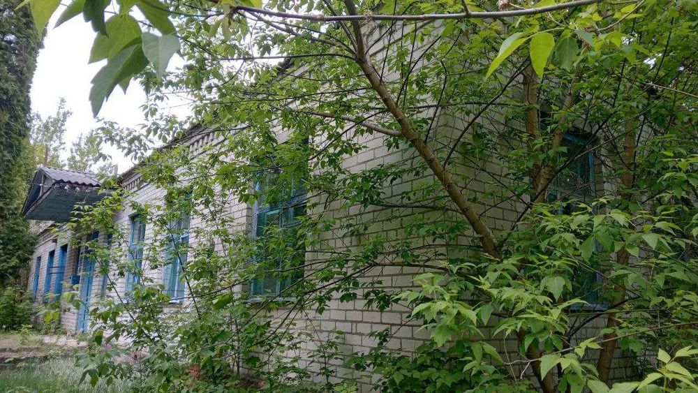 Одноповерхова будівля S= 427.9 м2. 0.3 га, Олбин, вул. Б. Синицьких 64