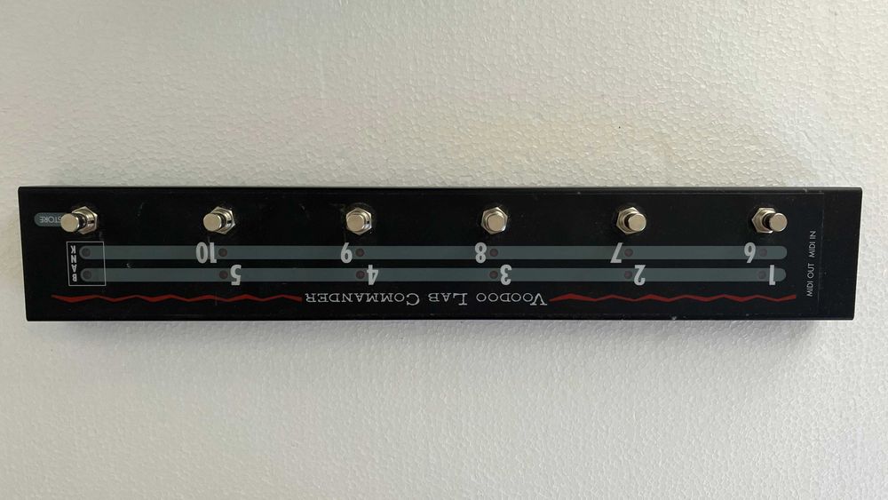 Voodoo Lab Commander Effects Pedal Midi Controller