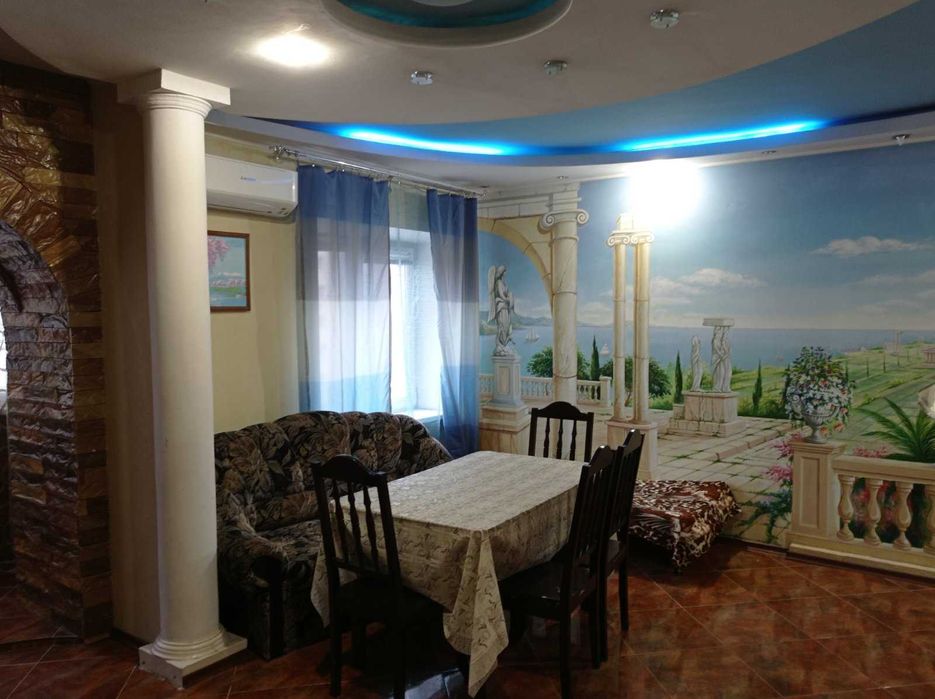 Почасово Подобово