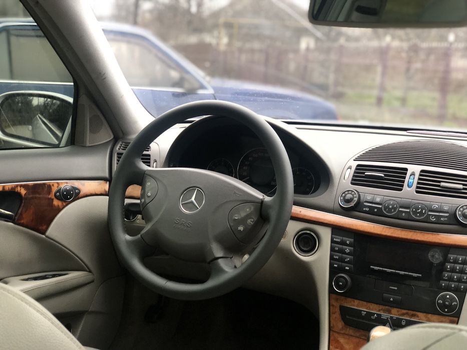 Мерседес 211 автомат бензин