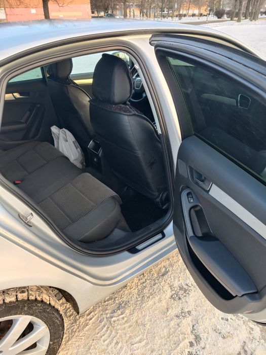 Ауди А4 б8  2008г