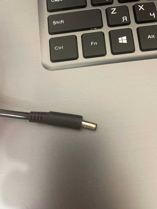 Ноутбук Dell Inspiron 5767 17.3″ Intel i5, SSD 128GB, ОЗП 8ГБ