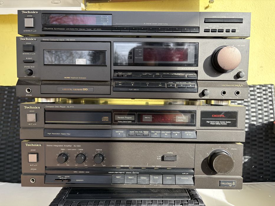 Technics SU-800, RS-B555, ST-600L, SL-P111