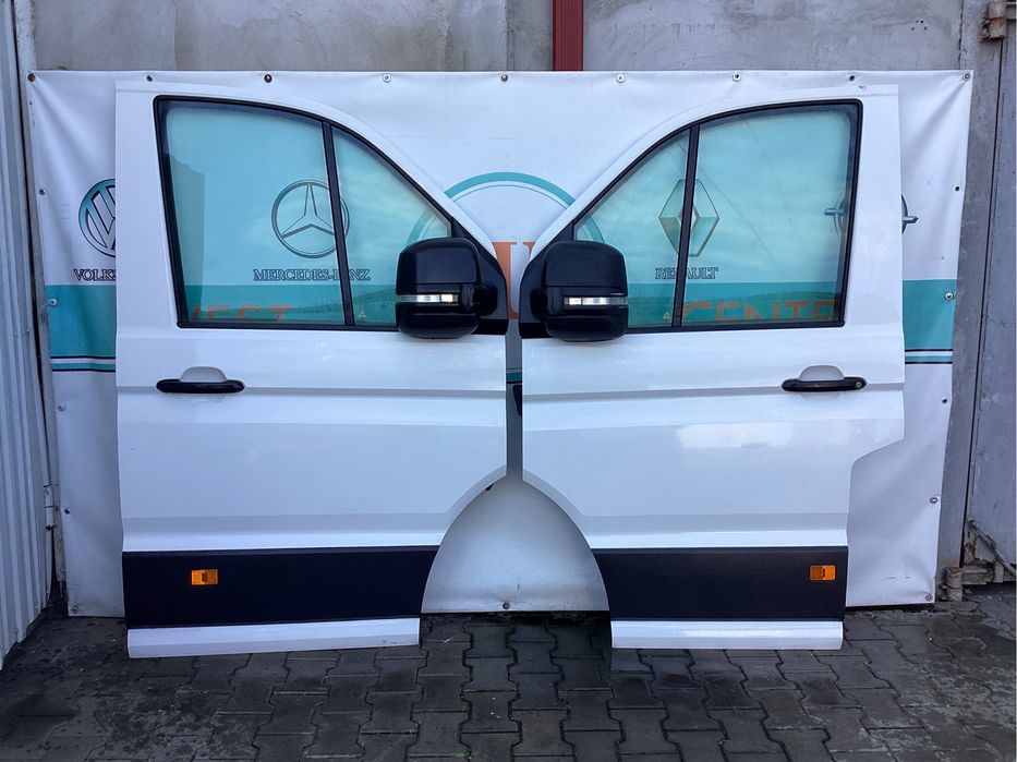Дверка Передня Права Ліва Mercedes Sprinter 906 Volkswagen Crafter