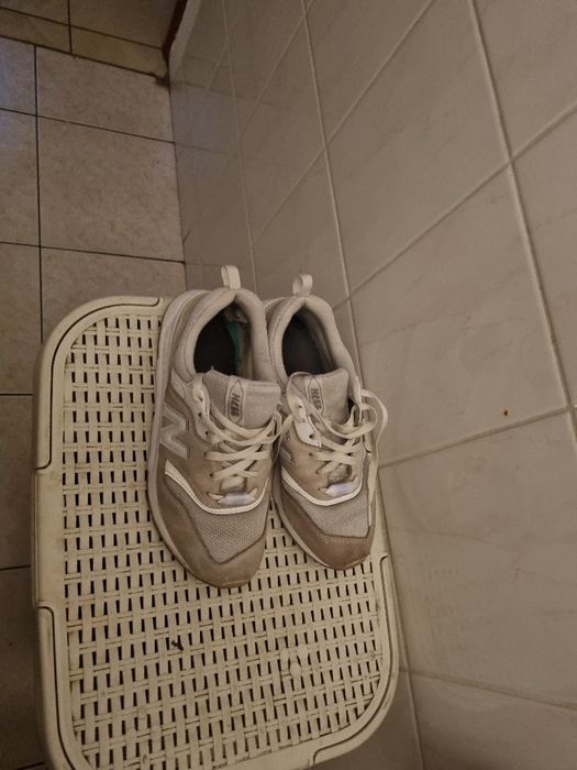 Sprzedam używane buty sportowe New Balance