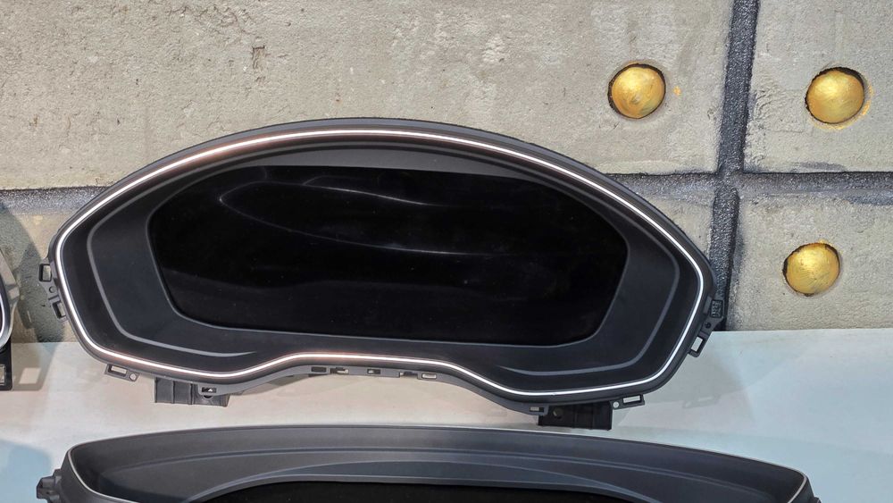 Панель приладів щиток виртуалка Audi Q5 / A4 / A5 Virtual Cockpit (Євр