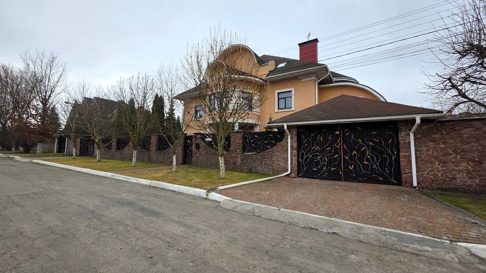 Продаж 3 поверх. будинку 380 м², 12 соток, село Чайки, Бучанський р-н