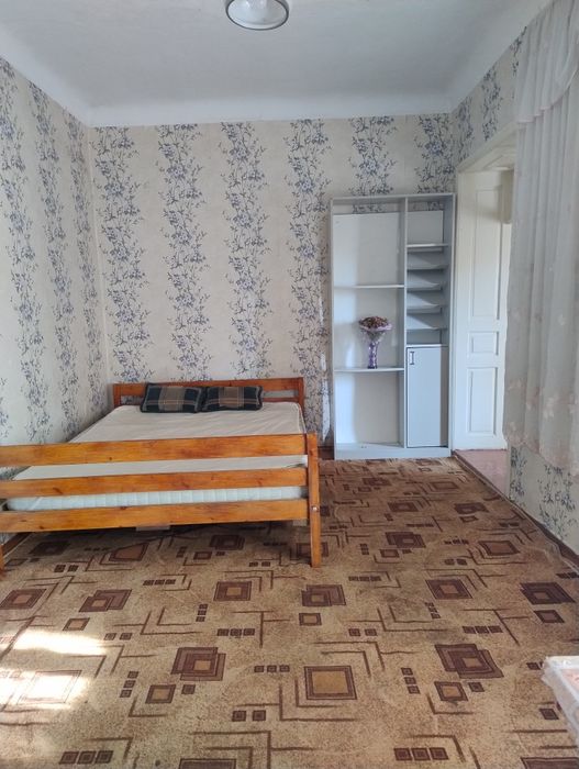 Продам пол дома на Совхозе