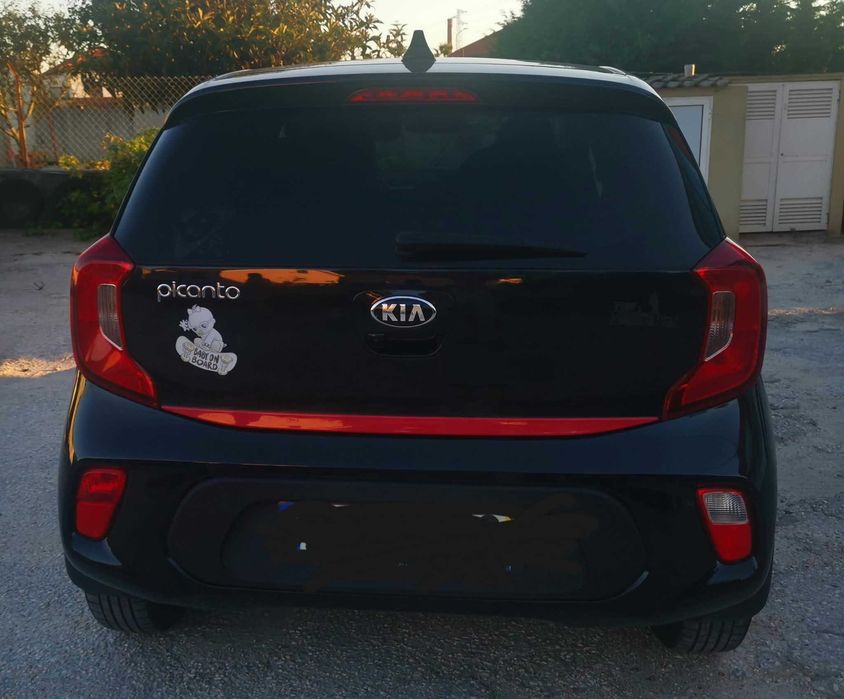 Kia Picanto 1.0 de caixa automática Navigatioj foto 5