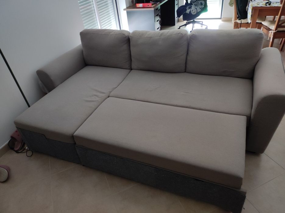 Sofá-cama cinzento 2 metros