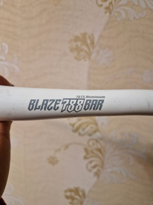 Руль Fireeye 788 з виносом syncros