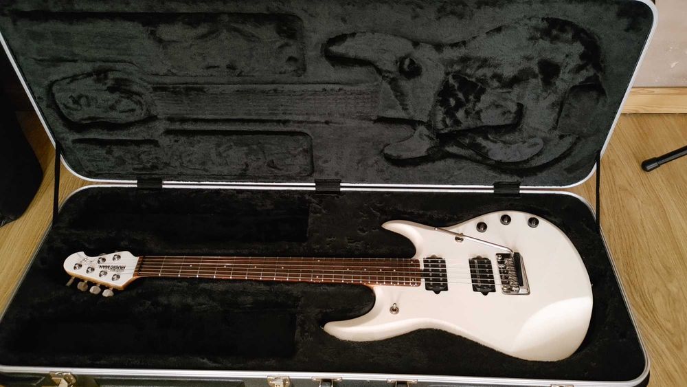 Gitara JP 6 Jochn Petrucci  ,piezo Music Man
