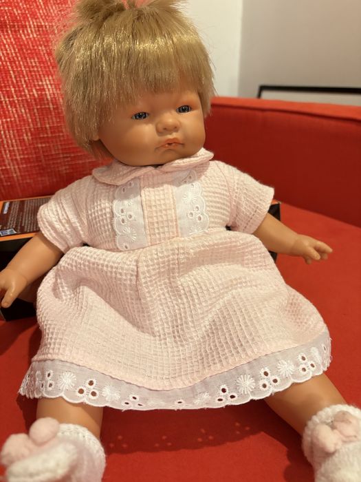 Lalka hiszpańska ze smoczkiem wysokość 40 cm