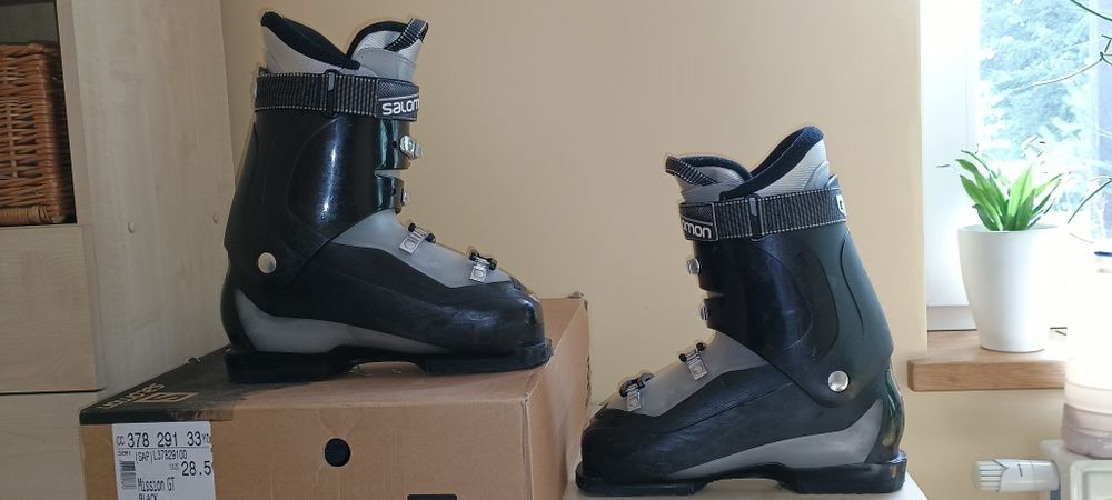 Buty narciarskie