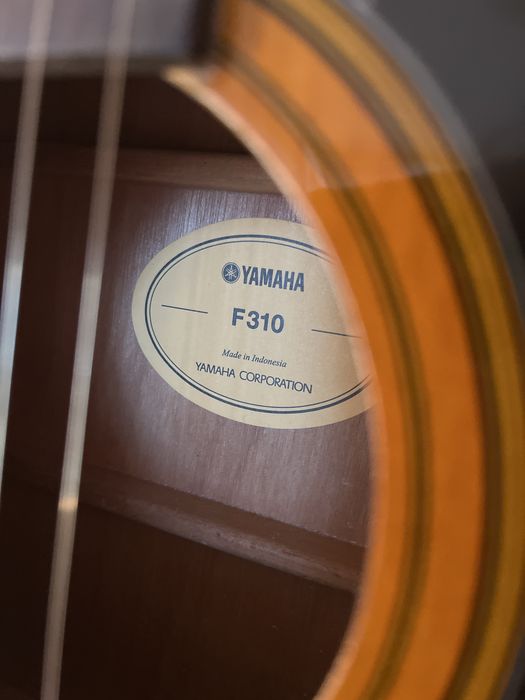 Гітара Yamaha F310
