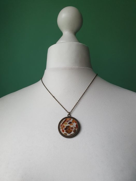 Bursztynowa mozaika naszyjnik z bursztynami w żywicy retro +pudełeczko