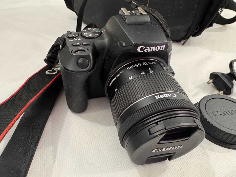 Kit Canon EOS 250D + 2 lentes 18-55mm e 75-300mm