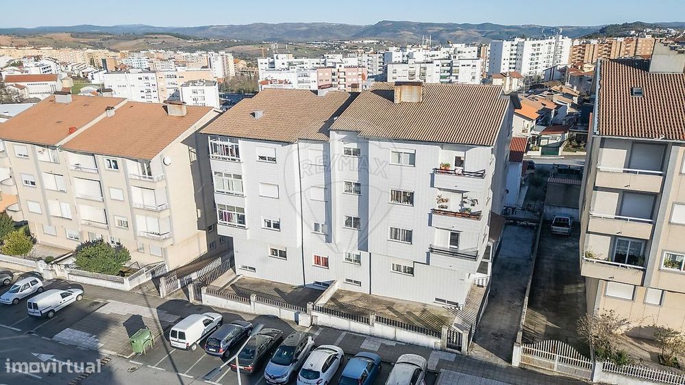 Apartamento T3 para venda — Espinhosela, Bragança