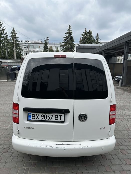 Продам Volkswagen Caddy 1.6