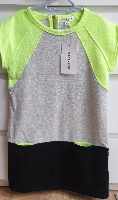 Nowa sukienka Reserved r.134