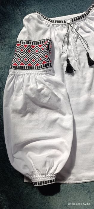 Вишиванка жіноча