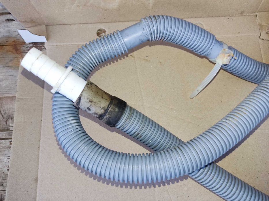 Шланг сливной original  Whirlpool AWS61212