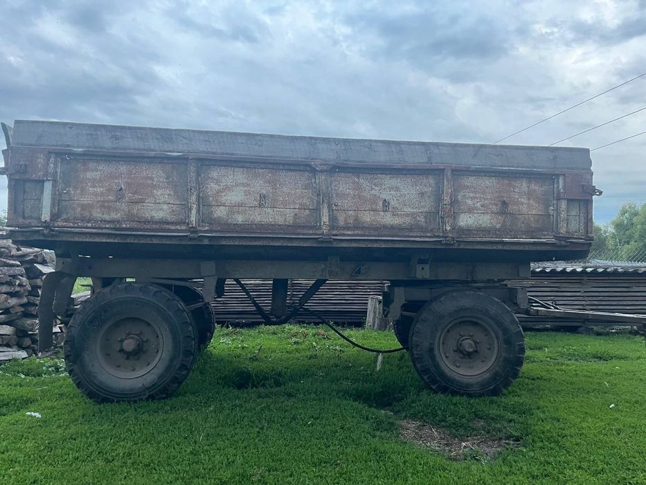 Продам прицеп 2 п т с 4 з документами.