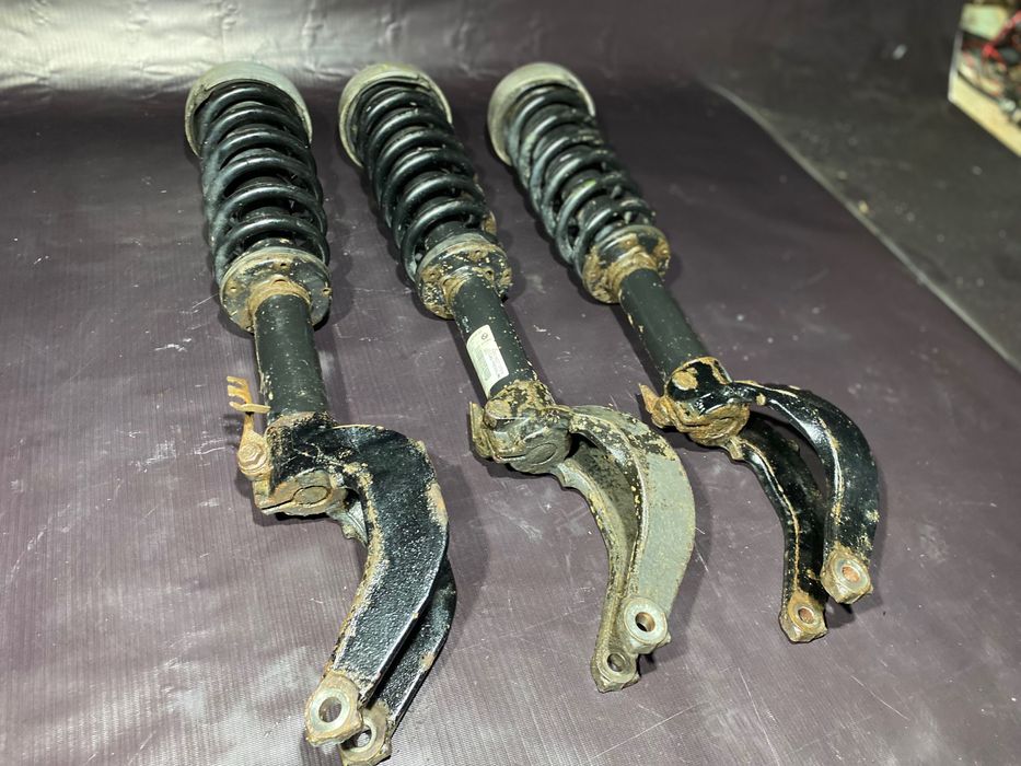 Передние стойки BMW X5 Е53 E70 амортизаторы БМВ стійка амортизатор