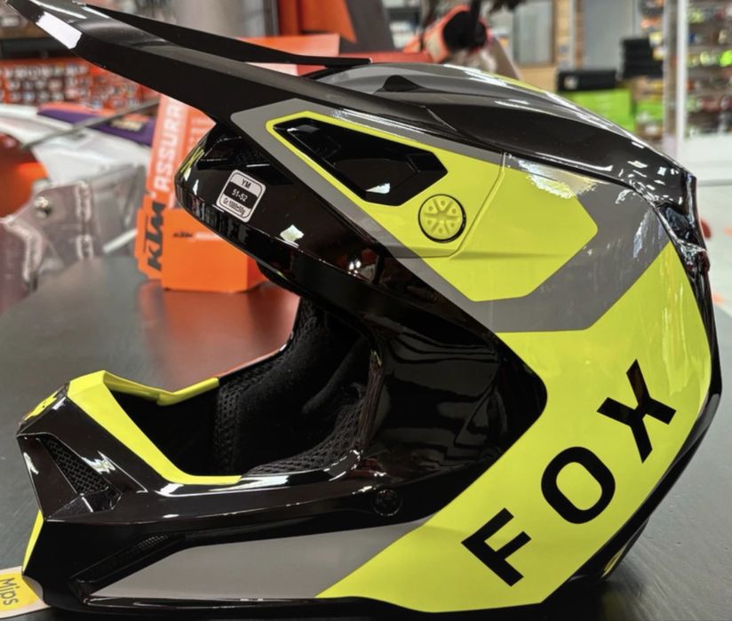 Capacete fox criança novo em caixa