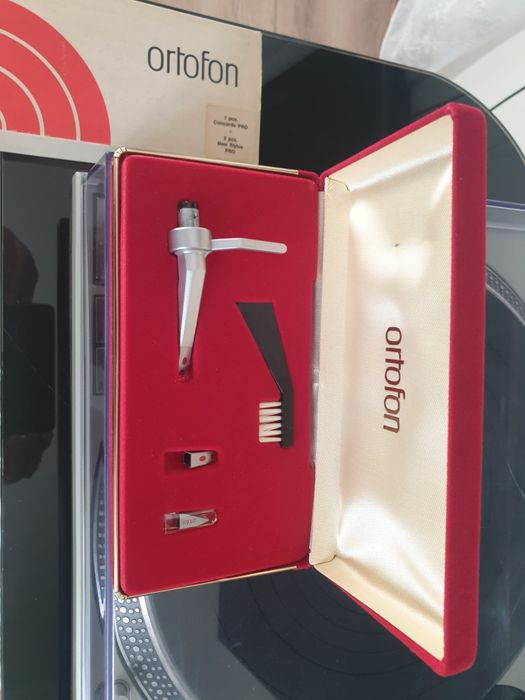 Gramofon Technics Sl 1200mk2