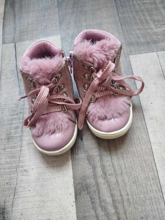 Осенние сапожки на девочку