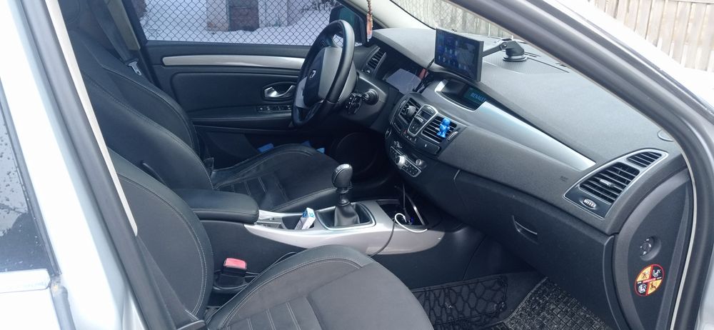 Продам Рено Лагуна