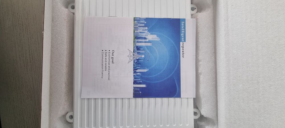 3-Band Signal Repeater64553117880706122