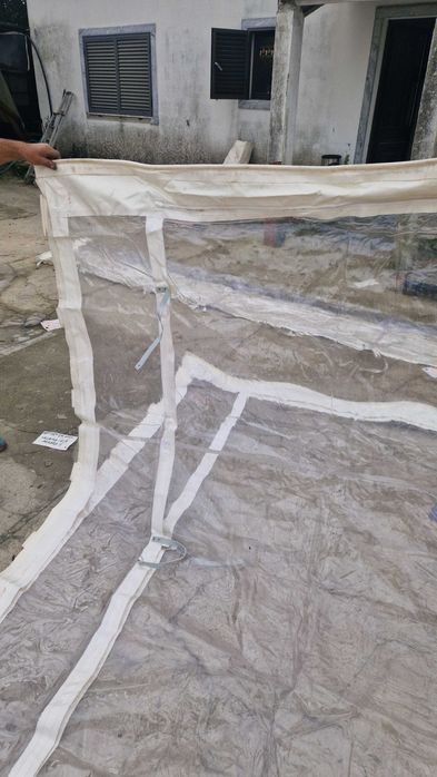 Toldos, lonas ou oleados