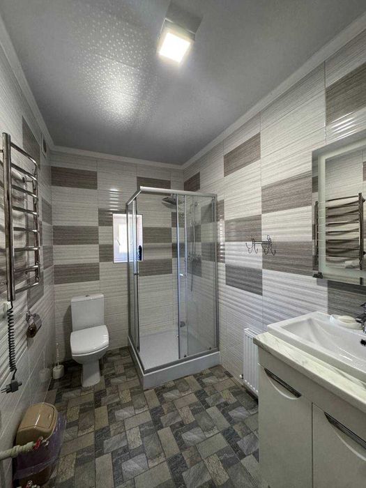 Затишний 2 поверховий будинок з ремонтом с. Нижнів, Тлумацький район